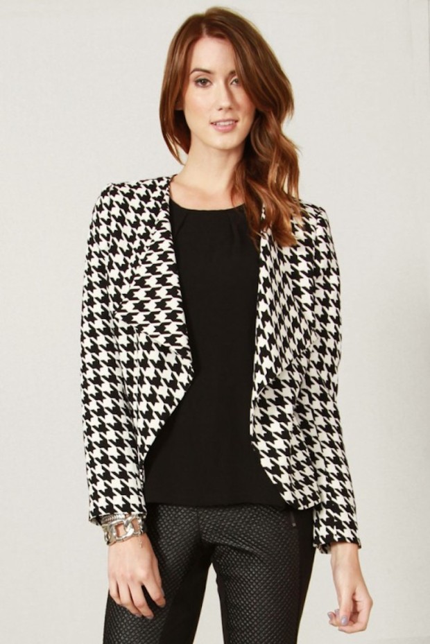 GWEN HOUNDSTOOTH BLAZER  $49.99 Show off your Style in this Gwen Houndstooth Blazer! You will just love this Black and white houndstooth printed collarless blazer with loose lapels. This Blazer is ideal paired with your favorite Black Straight leg Jeans or Leggings. Free Shipp...